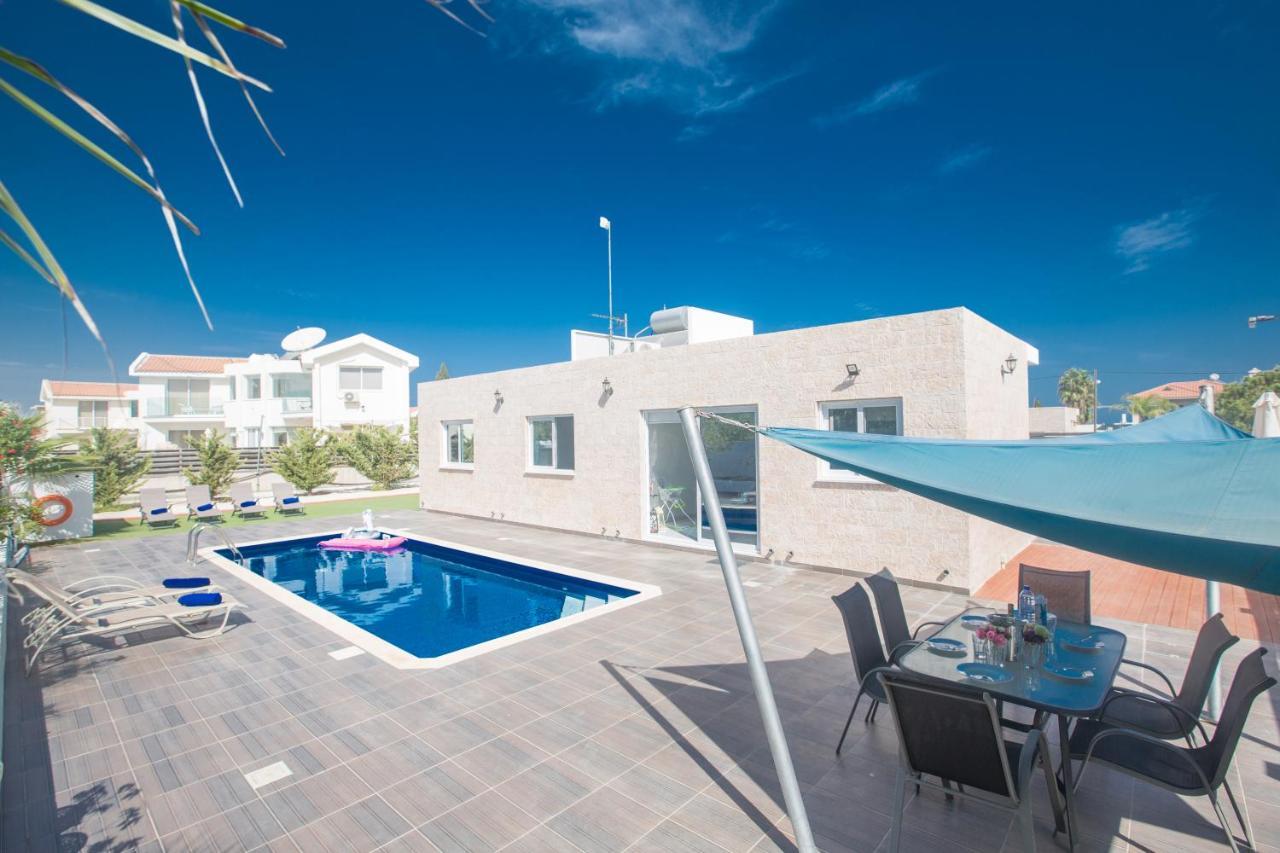 Broadway Villas Protaras Exterior photo