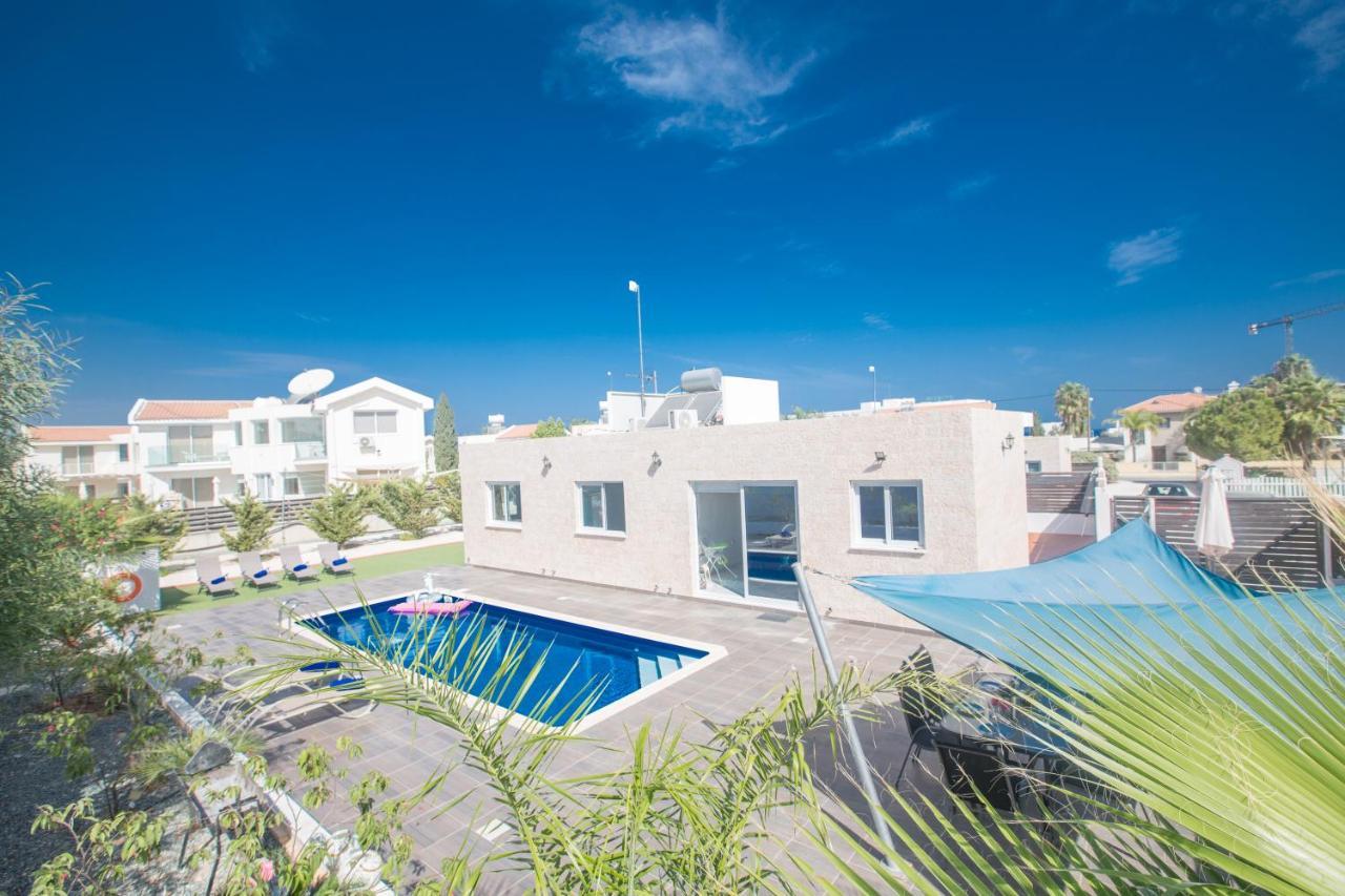 Broadway Villas Protaras Exterior photo