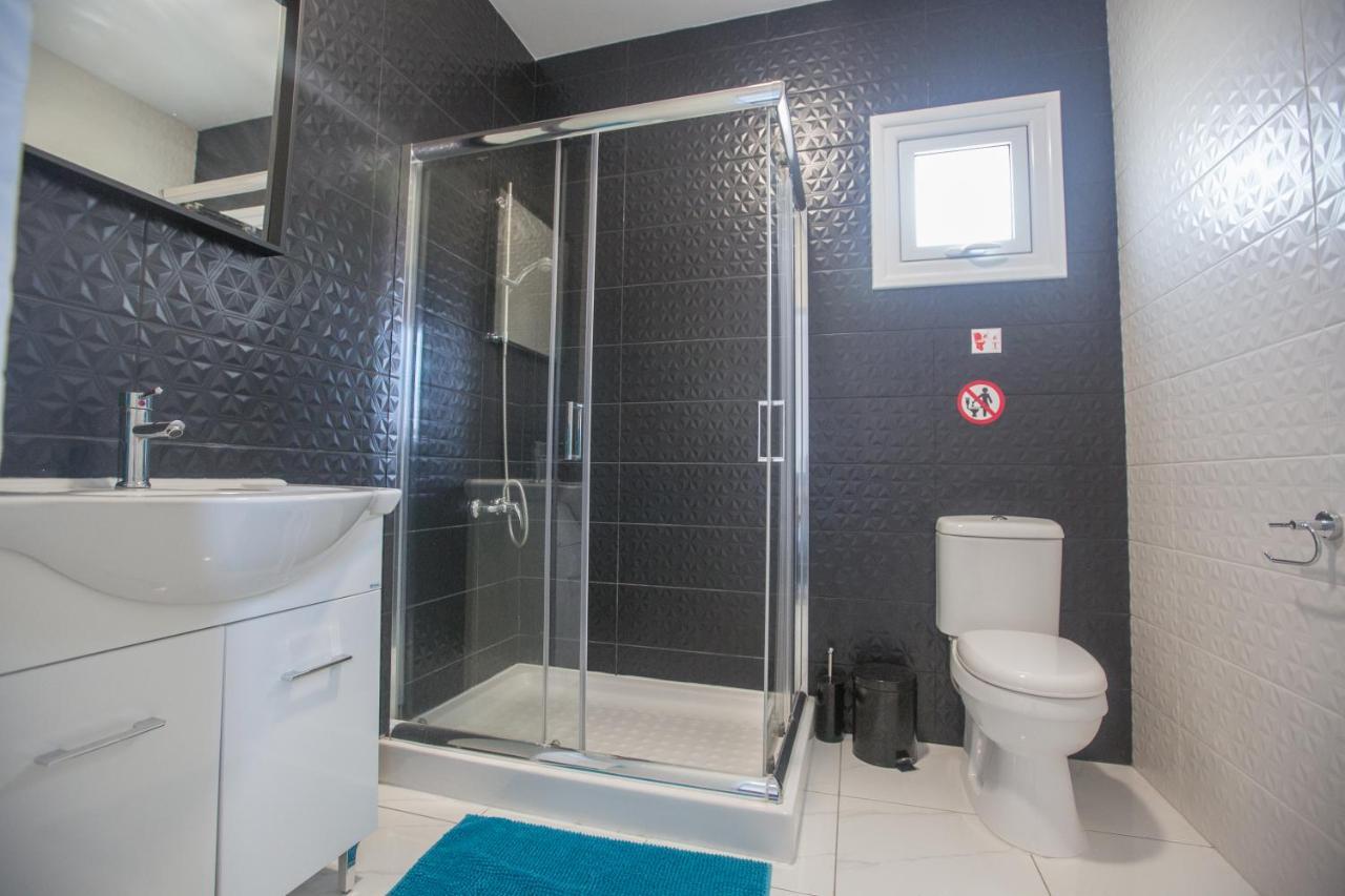 Broadway Villas Protaras Exterior photo